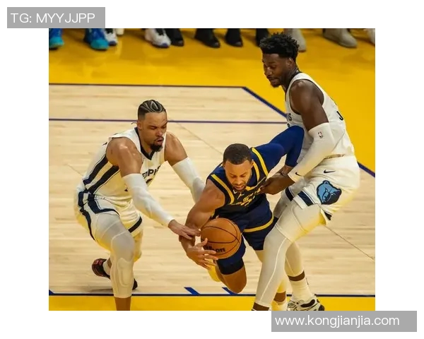 勇士创历史73胜纪录对决灰熊展现篮球巅峰对抗魅力