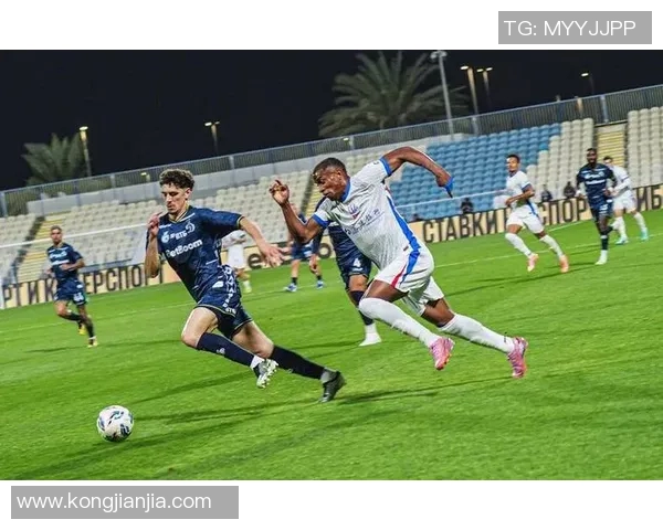 泽尼特与乌迪纳摩激战正酣双方争夺胜利荣耀之战