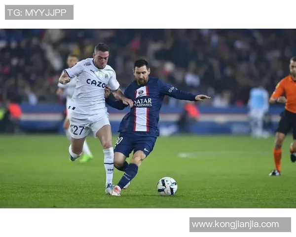 艾宁顿与马赛的精彩对决揭示足球战术与团队合作的魅力