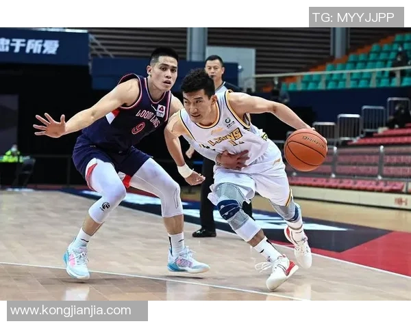 赵岩昊的篮球之路:从青涩少年到CBA明星的成长历程与奋斗故事