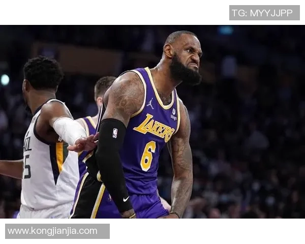 诺维奇主场意外失利斯蒂文逆袭爆冷引发热议 诺维奇主场意外失利斯蒂文逆袭爆冷引发热议