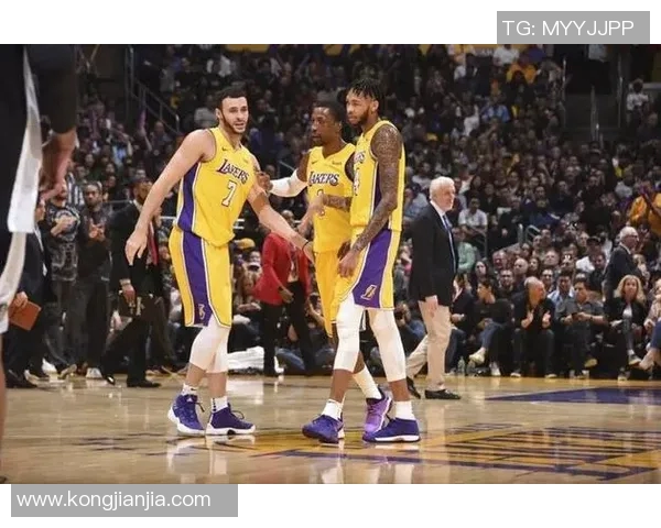 达拉斯女队对决德克萨斯马刺队精彩赛事回顾与分析